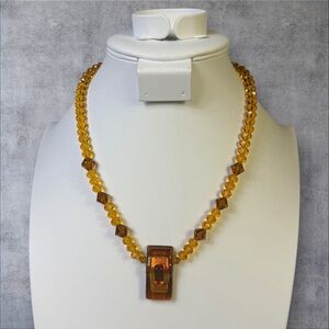 284. Artisan Yellow Glass Bead Necklace with Pendant &‎ Toggle Closure